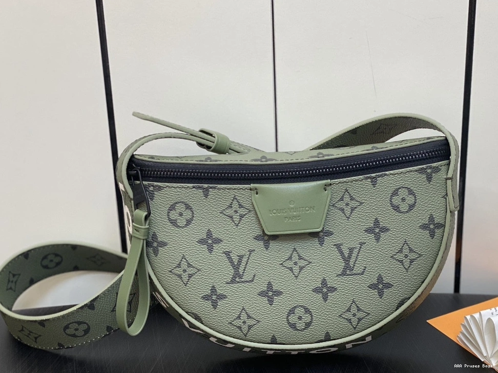 AAA Pruses Bags Moon VUITTON Crossbody LOUIS 0808